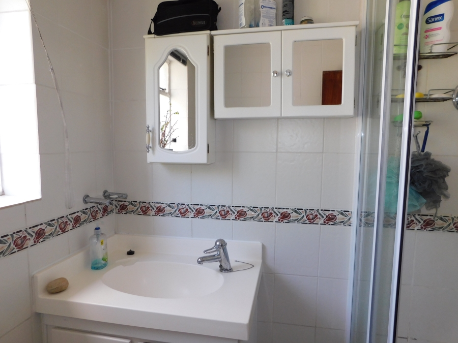 To Let 3 Bedroom Property for Rent in Rondebosch Village Western Cape